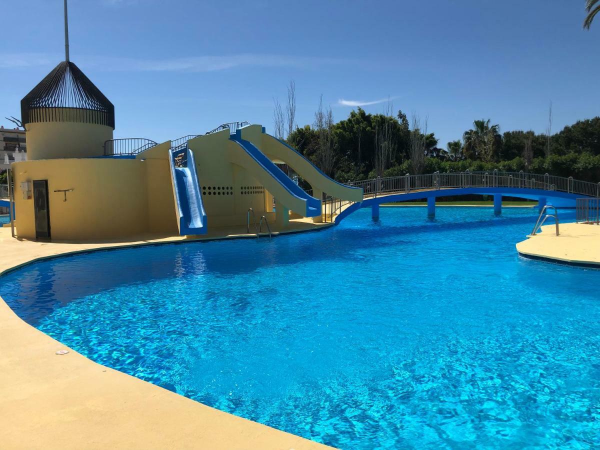 בנאלמדנה Minerva Suites By Kaarina מראה חיצוני תמונה