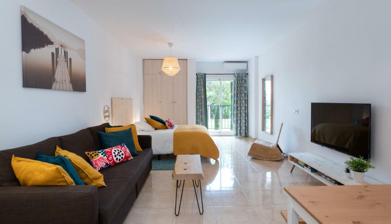 בנאלמדנה Minerva Suites By Kaarina מראה חיצוני תמונה