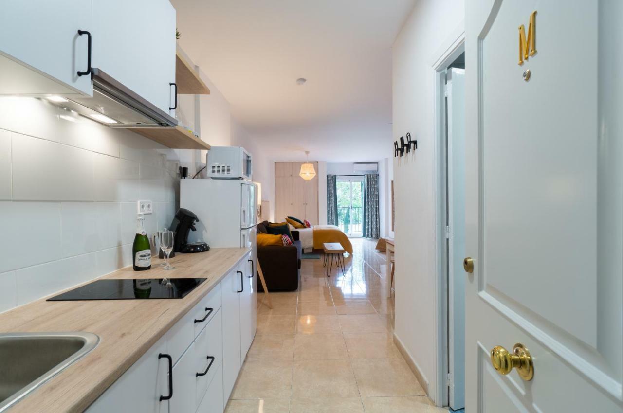 בנאלמדנה Minerva Suites By Kaarina מראה חיצוני תמונה